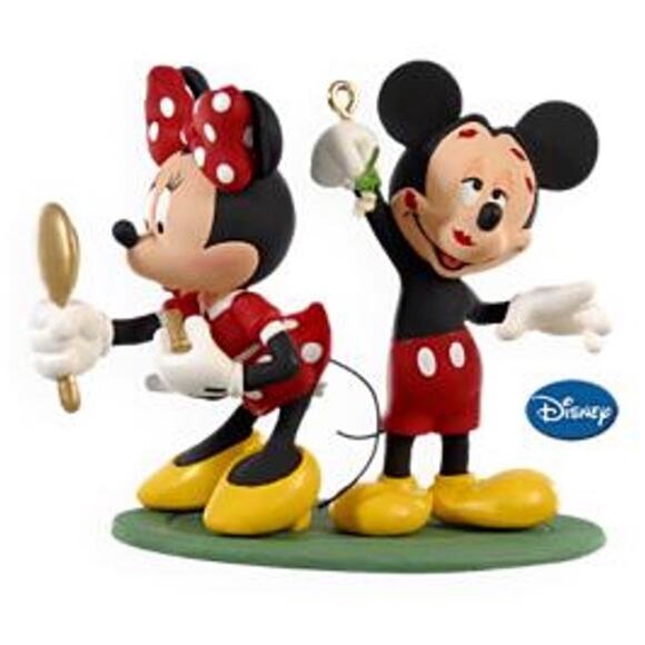NIB Mistletoe Mickey Minnie Mouse Disney Hallmark Keepsake Ornament 2009 QXD2015 - Picture 1 of 6
